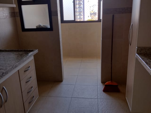 Apartamento com 77m² 2 quartos e 2 banheiros, à venda, no bairro Centro em Taubaté