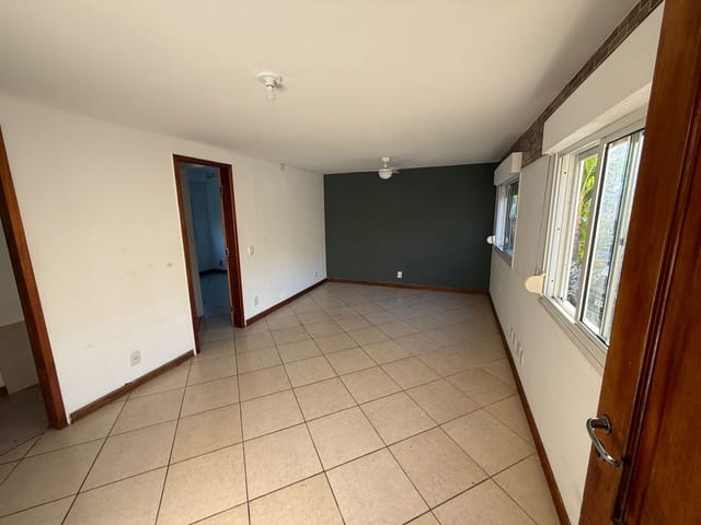 Apartamento 2 quartos e 2 banheiros, à venda, no bairro Vargem Pequena em Rio de Janeiro