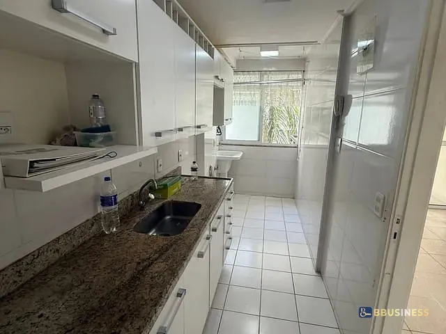 Apartamento 2 quartos e 2 banheiros, à venda, no bairro Recreio dos Bandeirantes em Rio de Janeiro