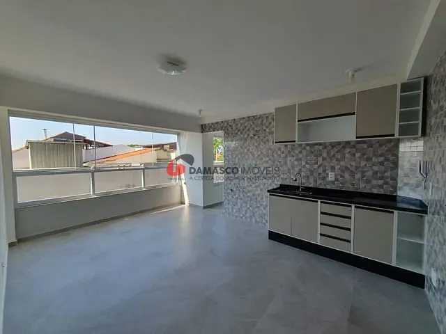 Apartamento 2 quartos e 1 banheiro, para alugar, no bairro Santa Maria em Santo André