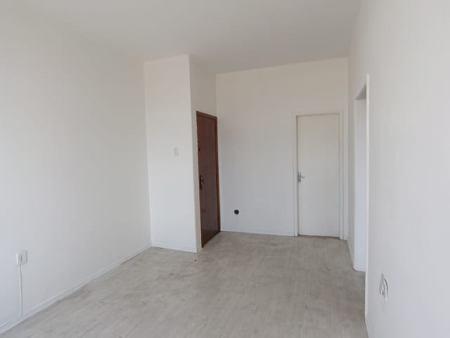 Foto do Apartamento - APARTAMENTO DE 2 QUARTOS COM ARMÁRIOS EMBUTIDOS - PENHA - RJ | Hilmar