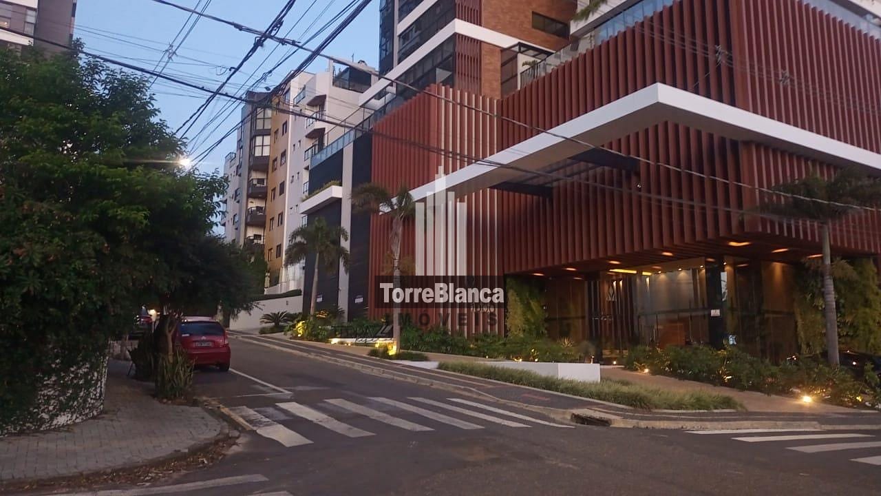 Apartamento à venda com 3 quartos, 288m² - Foto 1
