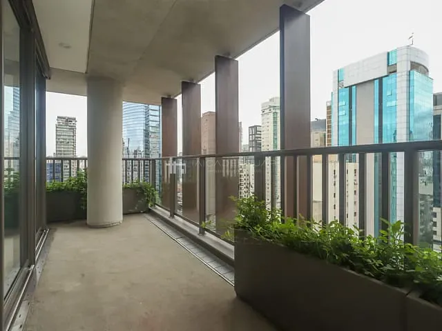 Apartamento 3 quartos e 5 banheiros, à venda, no bairro Vila Nova Conceição em São Paulo