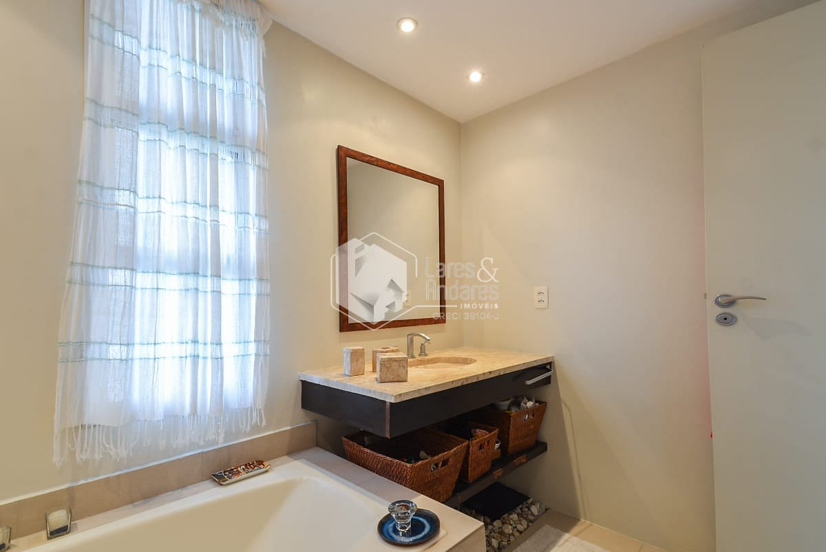 Apartamento à venda com 3 quartos, 136m² - Foto 35