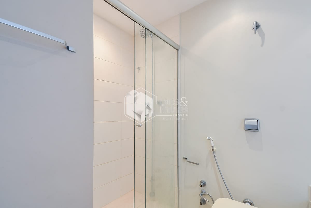 Apartamento à venda com 3 quartos, 136m² - Foto 34