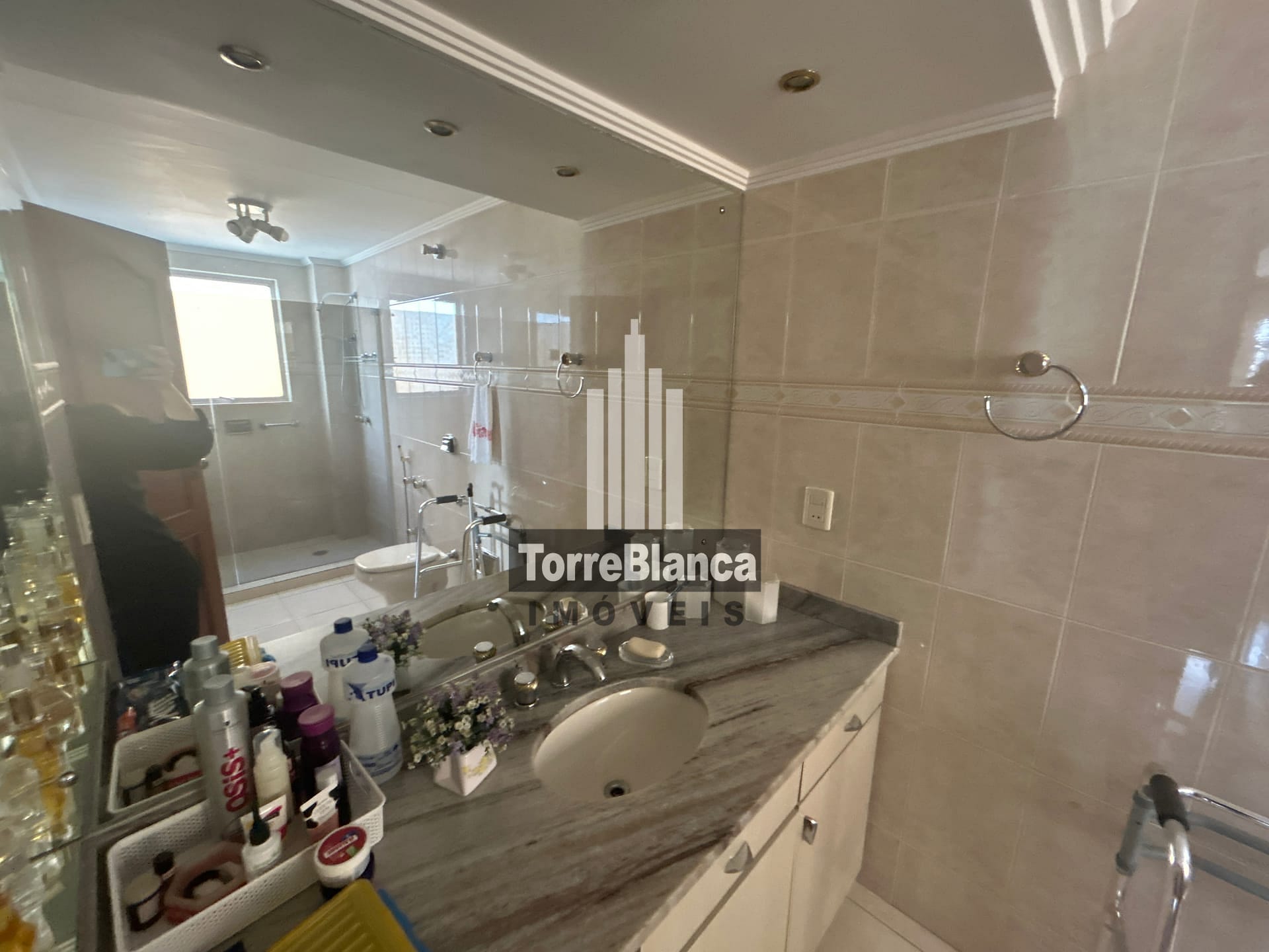 Apartamento à venda e aluguel com 4 quartos, 215m² - Foto 19