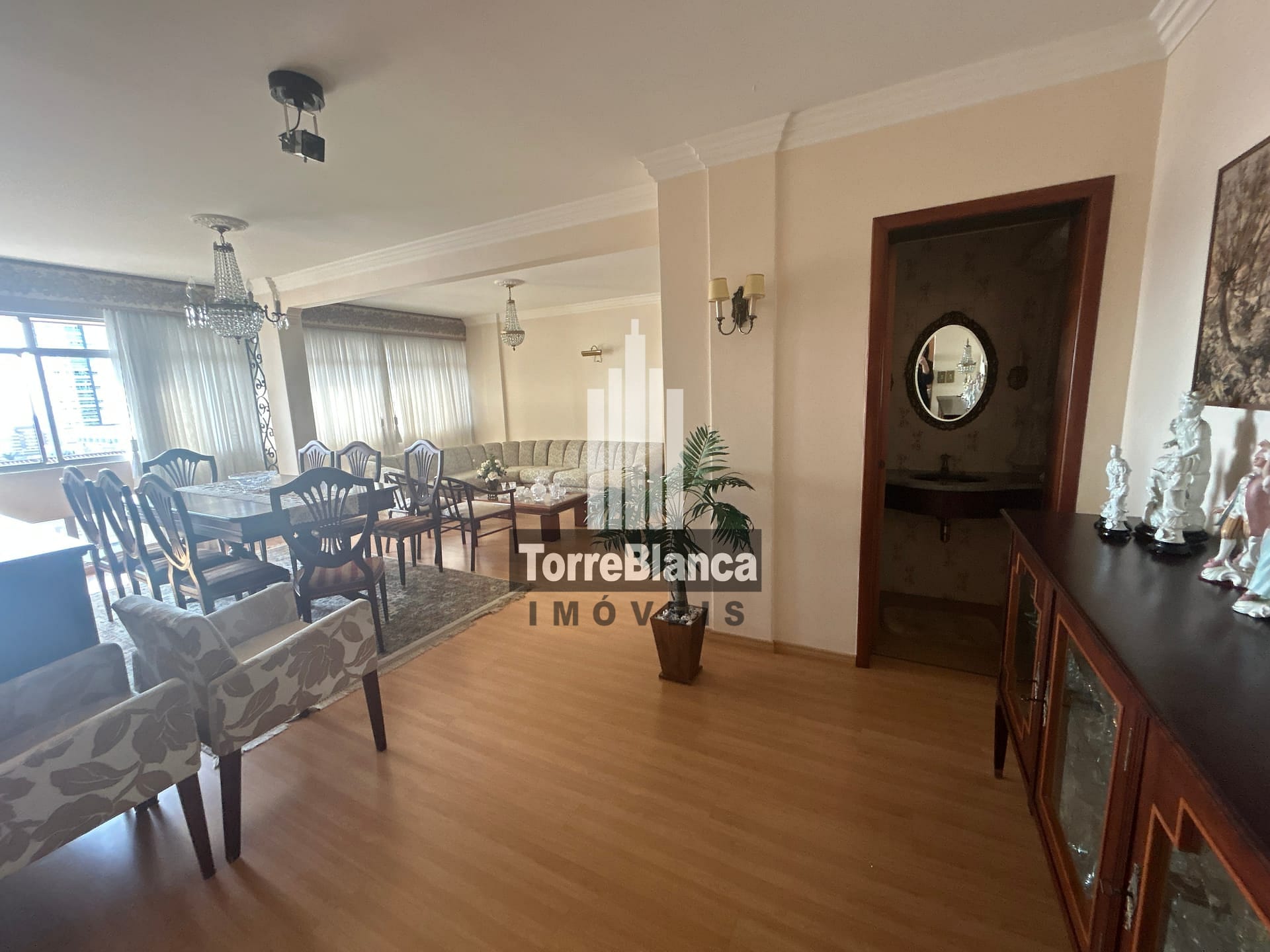 Apartamento à venda e aluguel com 4 quartos, 215m² - Foto 9