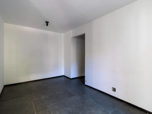 Foto do Apartamento - Apartamento tipo para venda em Vila Uberabinha com 2 quartos, 51m² | Lares e Andares Imóveis