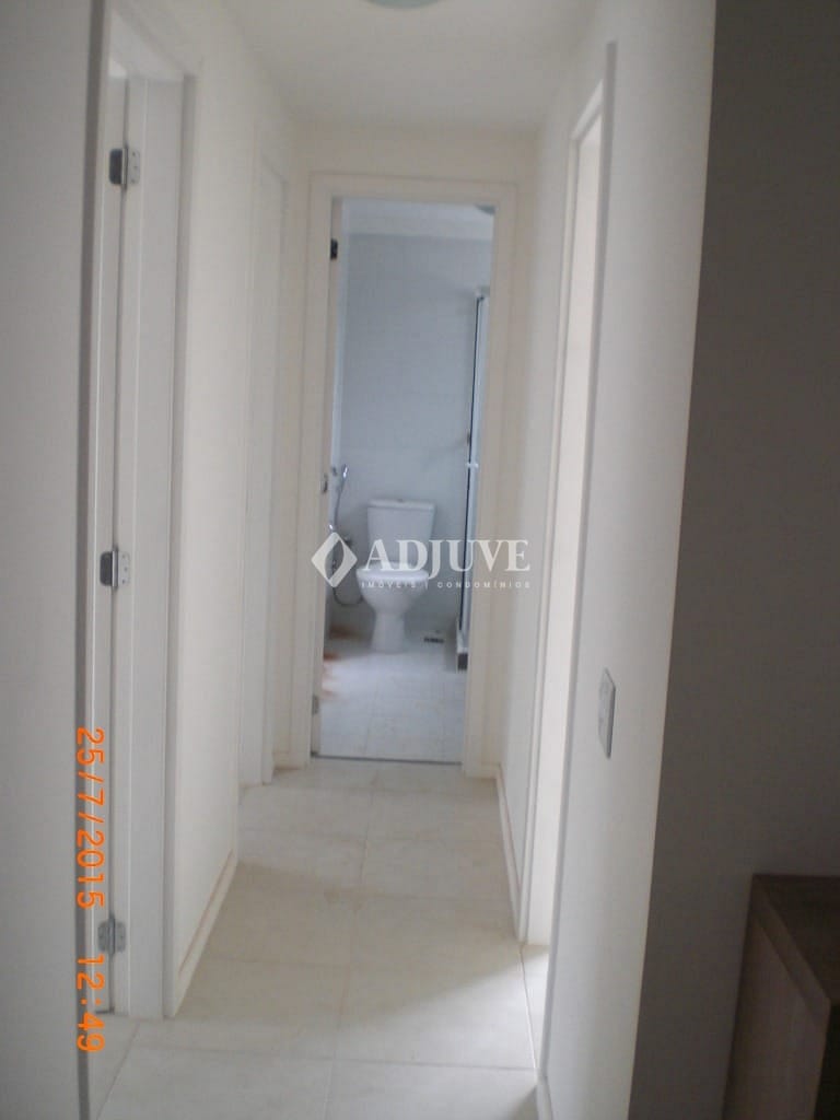Apartamento à venda com 3 quartos, 108m² - Foto 9