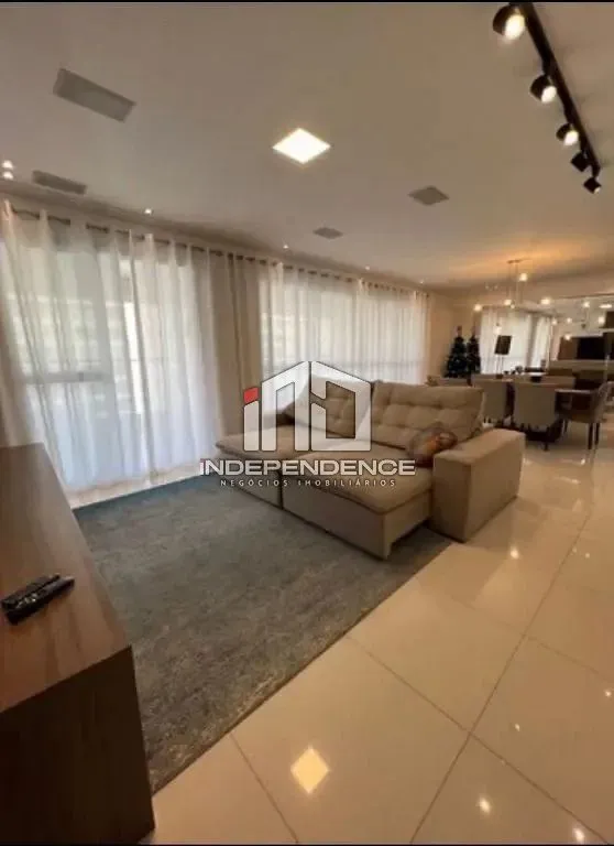 Apartamento, 3 quartos, 156 m² - Foto 1