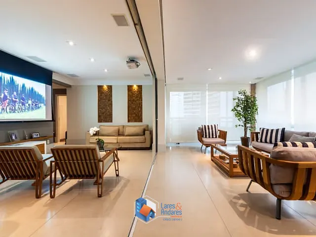 Apartamento com 162m² 3 quartos e 4 banheiros, à venda, no bairro Itaim Bibi em São Paulo