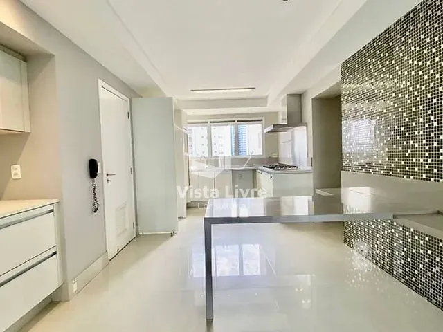 Apartamento com 352m² 4 quartos e 4 banheiros, à venda, no bairro Pinheiros em São Paulo