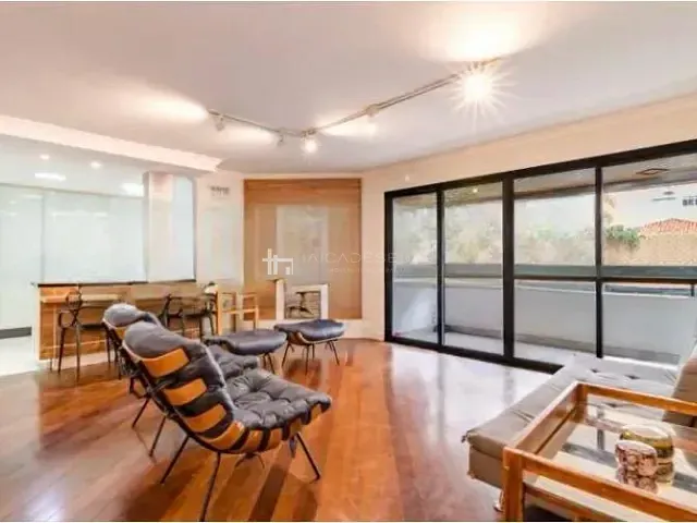 Apartamento 4 quartos e 3 banheiros, à venda, no bairro Vila Uberabinha em São Paulo