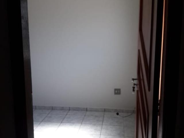 Foto do Apartamento - Apartamento com 3 dormitórios à venda, 74 m² por R$ 180.000,00 - Vila Celeste - Uberaba/MG | ZUCATO IMOBILIARIA LTDA
