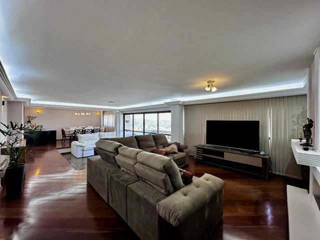 Foto do Apartamento - Apartamento tipo para venda com 4 quartos, sendo 2 suítes, 274m² | Lares e Andares Imóveis