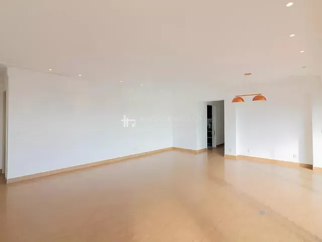 Apartamento 2 quartos e 4 banheiros, à venda, no bairro Itaim Bibi em São Paulo