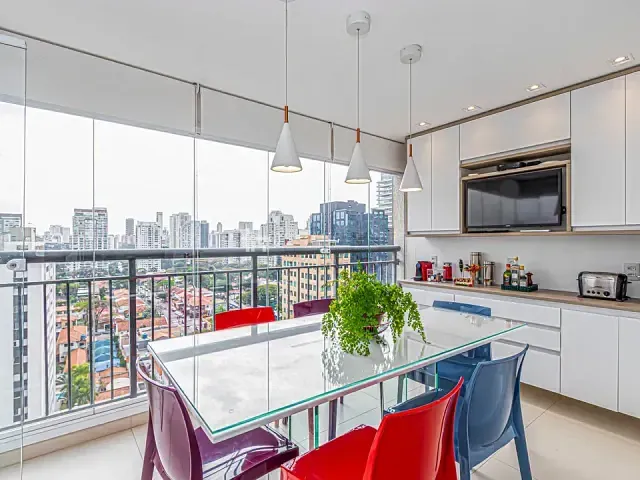 Apartamento 4 quartos e 5 banheiros, à venda, no bairro Santo Amaro em São Paulo