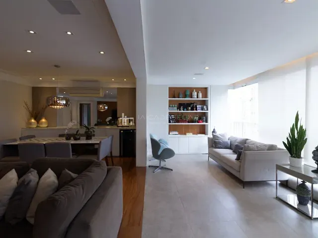 Apartamento 4 quartos e 4 banheiros, à venda, no bairro Moema em São Paulo