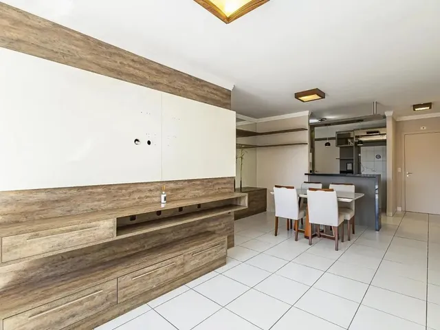 Apartamento 3 quartos e 2 banheiros, à venda, no bairro Rebouças em Curitiba