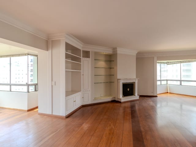 Foto do Apartamento - Apartamento para venda em Campo Belo com 4 quartos, sendo 2 suítes , 285m² | Lares e Andares Imóveis