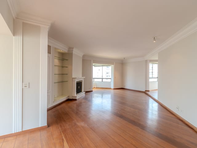 Foto do Apartamento - Apartamento para venda em Campo Belo com 4 quartos, sendo 2 suítes , 285m² | Lares e Andares Imóveis