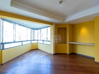 Foto do Apartamento-Apartamento tipo para venda em Campo Belo com 4 quartos, sendo 2 suítes, 285m²