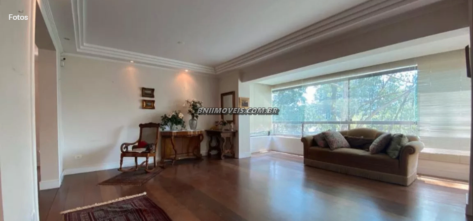 Apartamento, 3 quartos, 220 m² - Foto 1