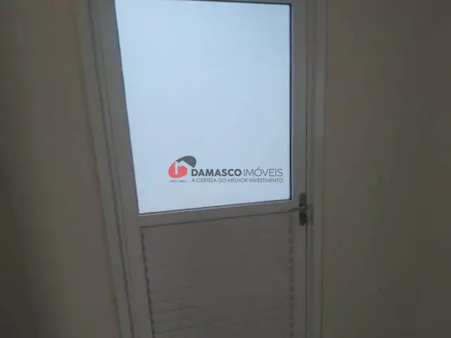 Apartamento 2 quartos e 1 banheiro, à venda, no bairro Parque das Nações em Santo André