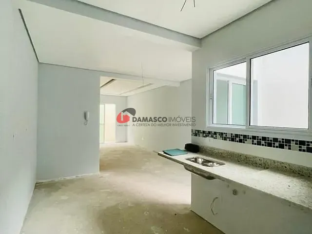 Apartamento 2 quartos e 1 banheiro, à venda, no bairro Vila Alzira em Santo André