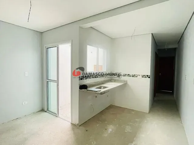 Apartamento 2 quartos e 1 banheiro, à venda, no bairro Vila Alzira em Santo André