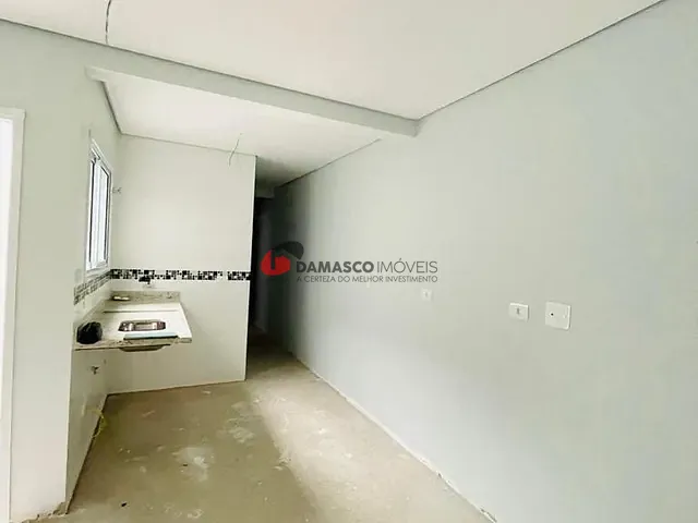 Apartamento 2 quartos e 1 banheiro, à venda, no bairro Vila Alzira em Santo André