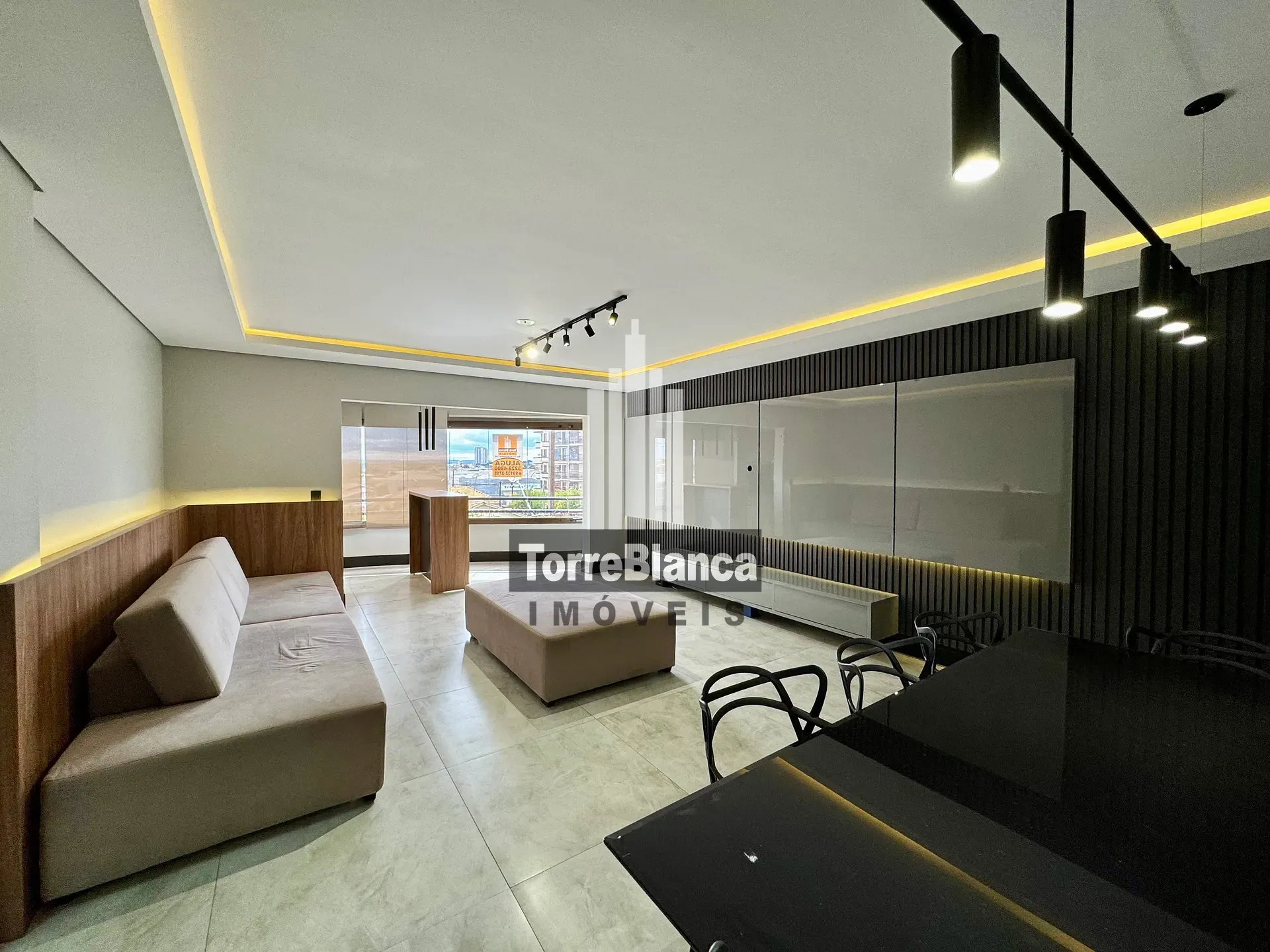 Apartamento, 3 quartos, 131 m² - Foto 2