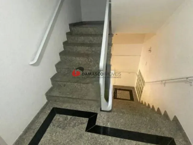 Apartamento 2 quartos e 1 banheiro, à venda, no bairro Vila Camilópolis em Santo André