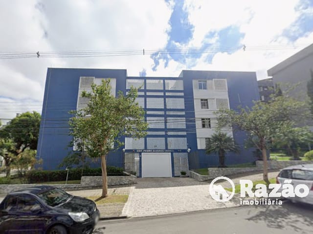 Apartamento 3 quartos e 3 banheiros, para alugar, no bairro Cabral em Curitiba