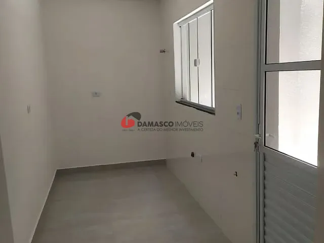Apartamento com 72m² 2 quartos e 1 banheiro, à venda, no bairro Utinga em Santo André