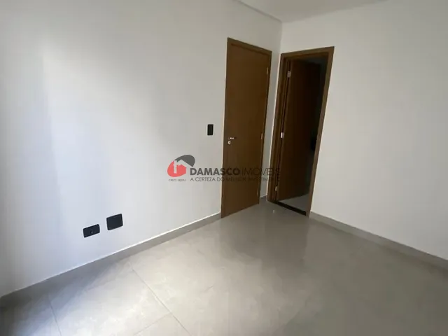 Apartamento 2 quartos e 1 banheiro, à venda, no bairro Vila Humaitá em Santo André