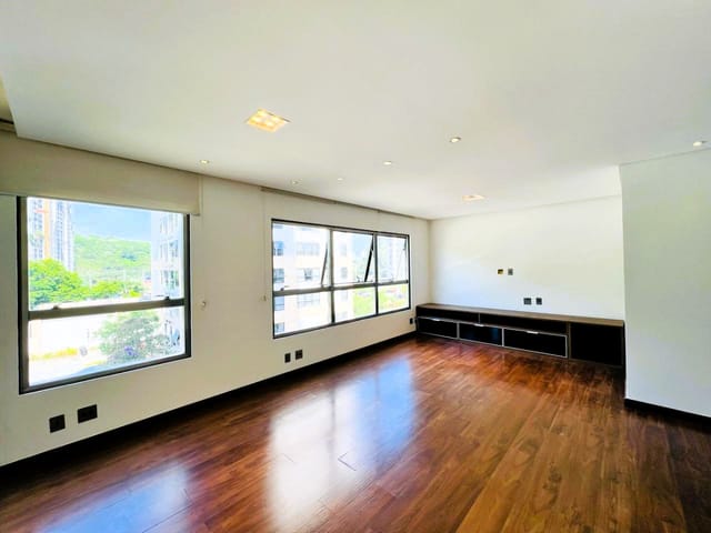 Foto do Apartamento - Apartamento tipo para venda em Usina Piratininga com 1 quarto, sendo 1 suíte, 70m² | Lares e Andares Imóveis