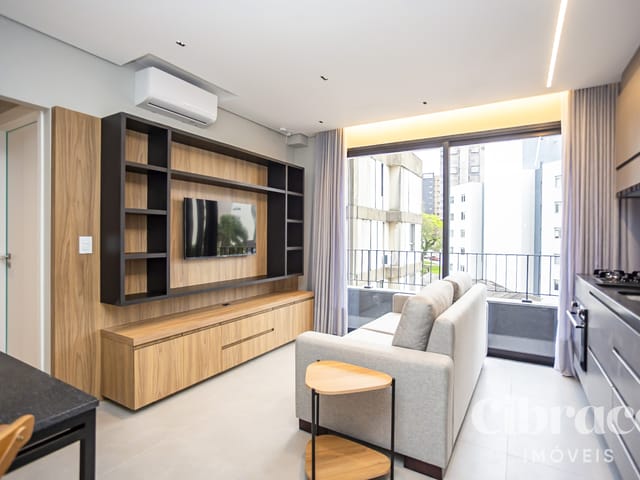 Apartamento 1 quarto e 1 banheiro, para alugar, no bairro Bigorrilho em Curitiba