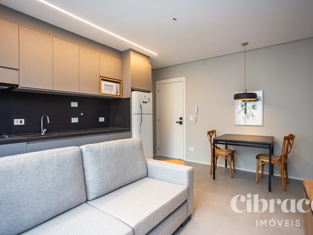 Apartamento 1 quarto e 1 banheiro, para alugar, no bairro Bigorrilho em Curitiba