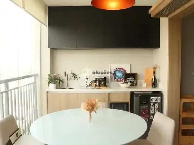 Apartamento 2 quartos e 2 banheiros, à venda, no bairro Vila Anastácio em São Paulo