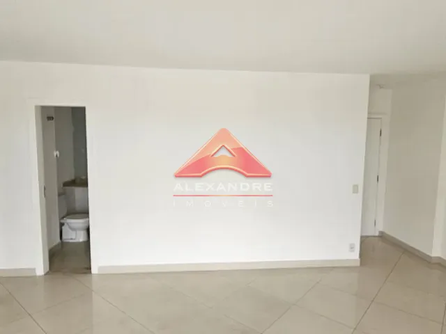 Apartamento com 151m² 3 quartos e 1 banheiro, para alugar, no bairro Vila Industrial em São José dos Campos