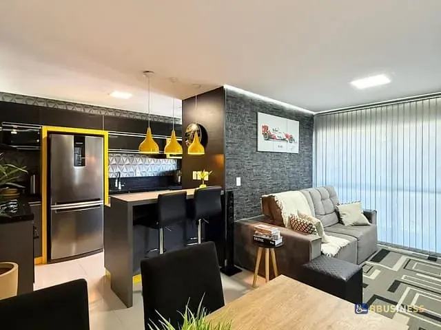 Apartamento 2 quartos e 2 banheiros, à venda, no bairro São Leopoldo em Caxias do Sul