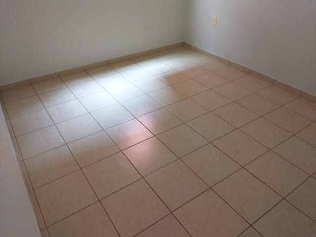 Foto do Apartamento - Apartamento com 2 dormitórios à venda, 72 m² por R$ 155.000,00 - Universitário - Uberaba/MG | ZUCATO IMOBILIARIA LTDA