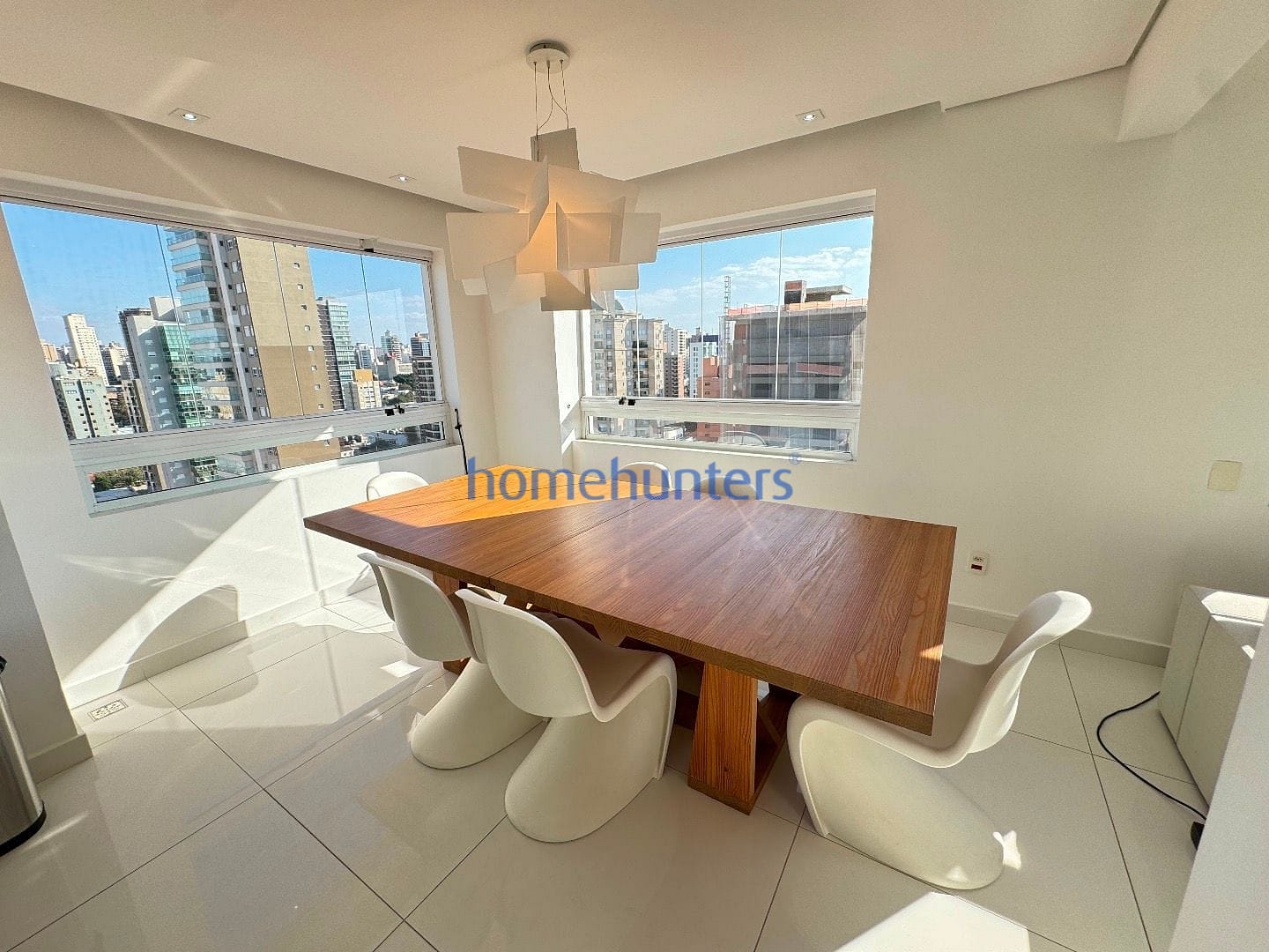 Apartamento à venda e aluguel com 2 quartos, 104m² - Foto 2