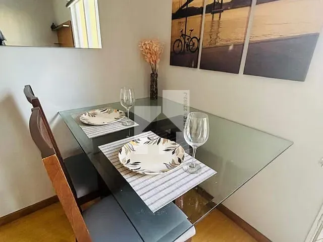 Apartamento 2 quartos e 1 banheiro, para alugar, no bairro Jardim Trevo em Jundiaí