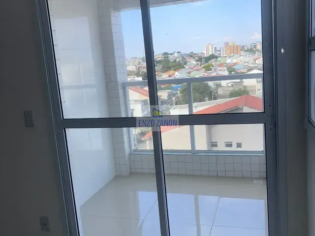 Apartamento 2 quartos e 1 banheiro, para alugar, no bairro Parque das Nações em Santo André