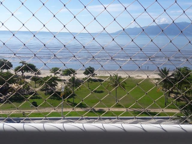 Foto do Apartamento - A OPORTUNIDADE de morar na praia está AQUI! Apartamento 98m² 3 dorms,suíte,sacada com a vista mais linda da cidade! | RUSSI IMÓVEIS