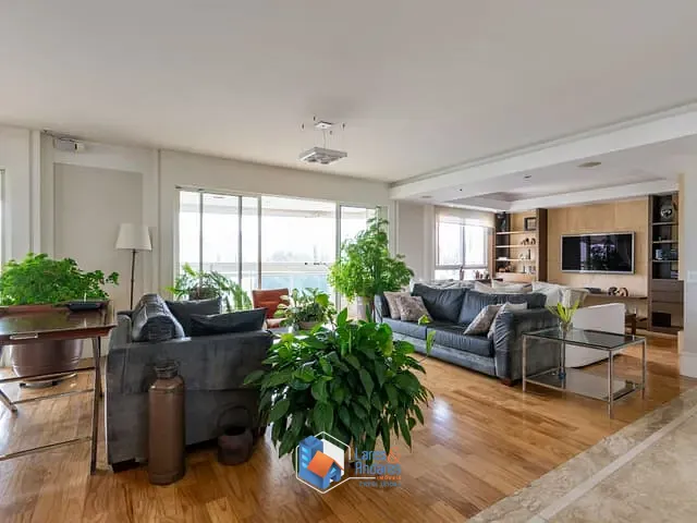 Apartamento com 260m² 3 quartos e 3 banheiros, à venda, no bairro Vila Andrade em São Paulo