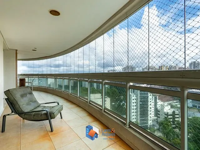 Apartamento com 260m² 3 quartos e 3 banheiros, à venda, no bairro Vila Andrade em São Paulo