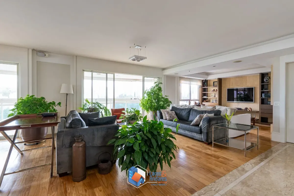 Apartamento, 3 quartos, 260 m² - Foto 2